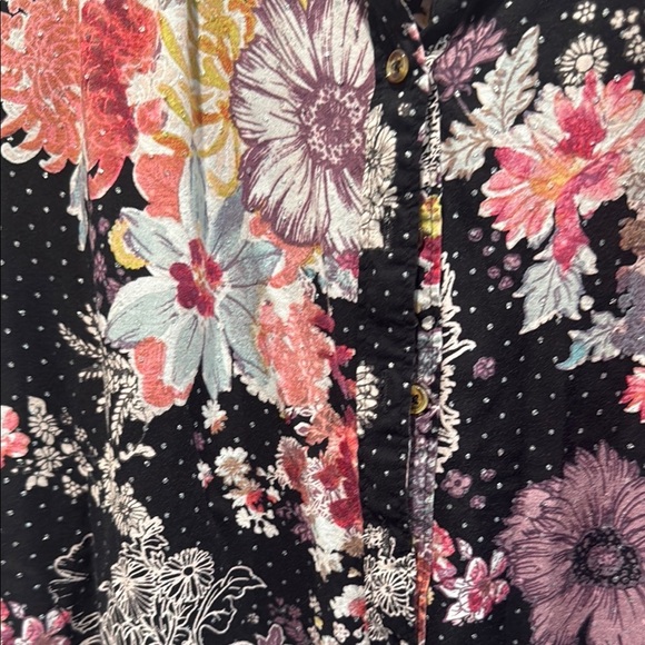 Maeve Floral Women's Top - Black and Pink - Picture 3 of 3